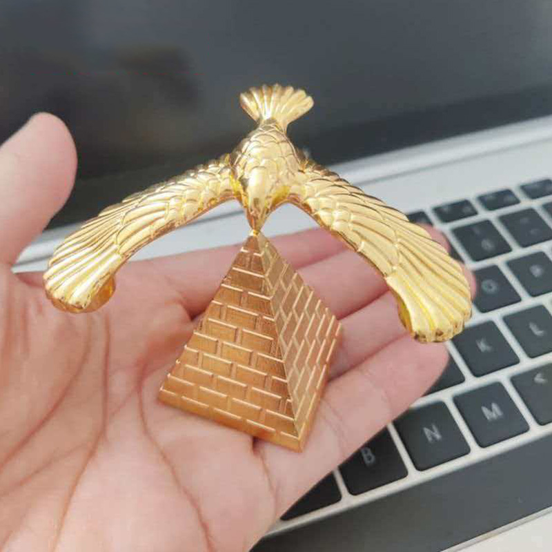 金属製バランス鳥とピラミッドの組み合わせセット 物理科学 オ - Office Technologies のレビューと価格