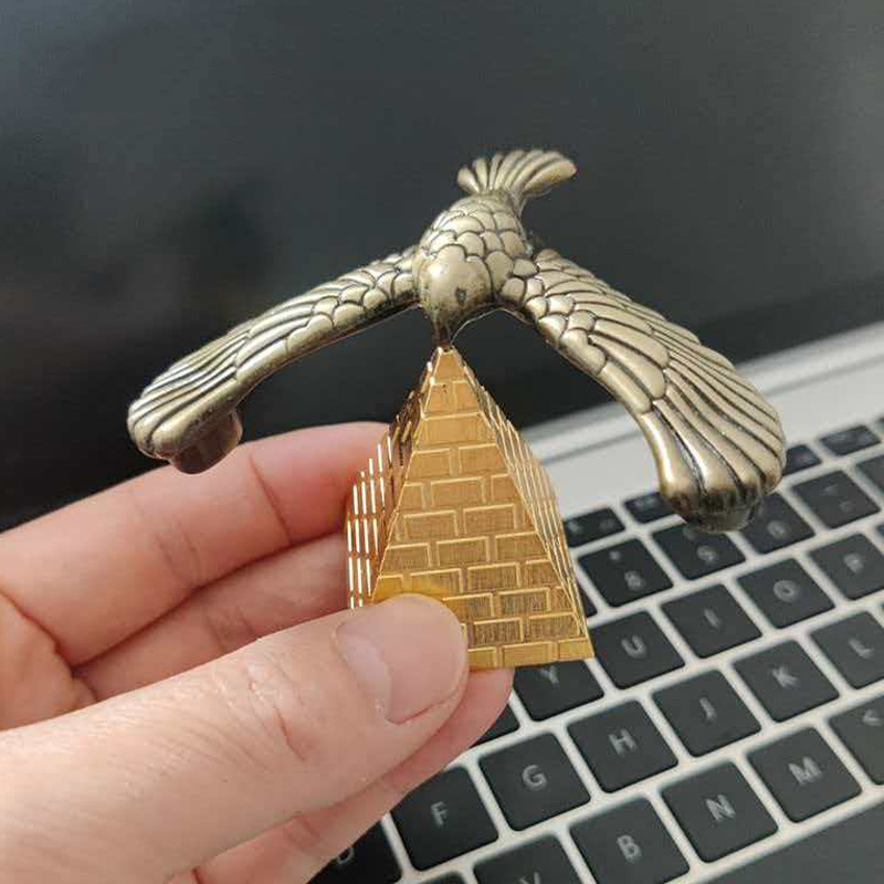 金属製バランス鳥とピラミッドの組み合わせセット 物理科学 オ - Office Technologies のレビューと価格